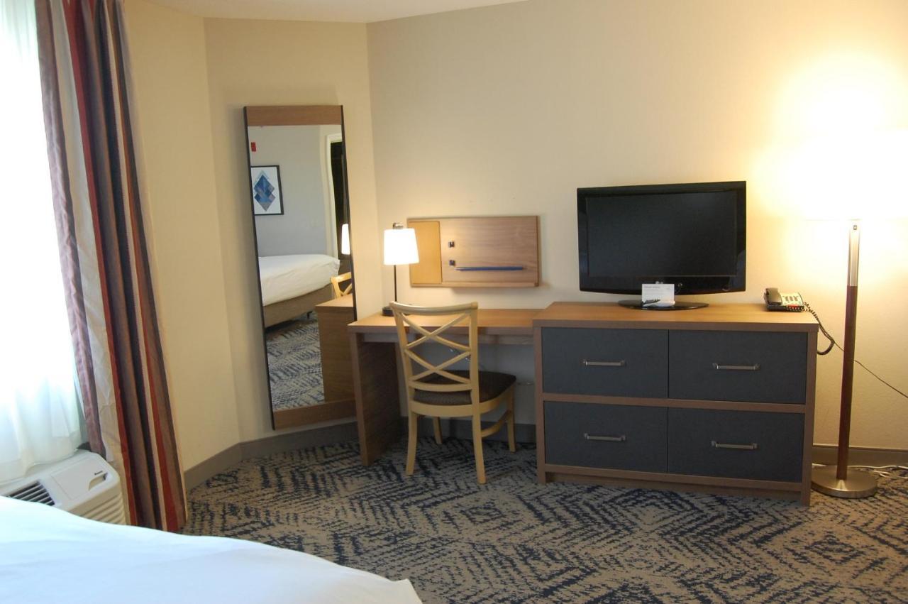 Candlewood Suites Harrisburg I-81 Hershey Area, An Ihg Hotel Экстерьер фото