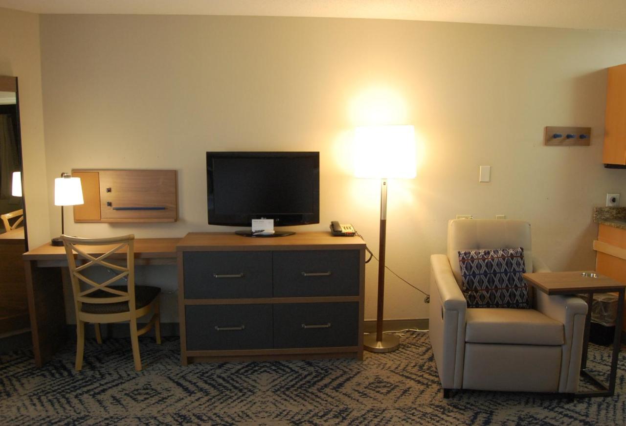 Candlewood Suites Harrisburg I-81 Hershey Area By Ihg Экстерьер фото