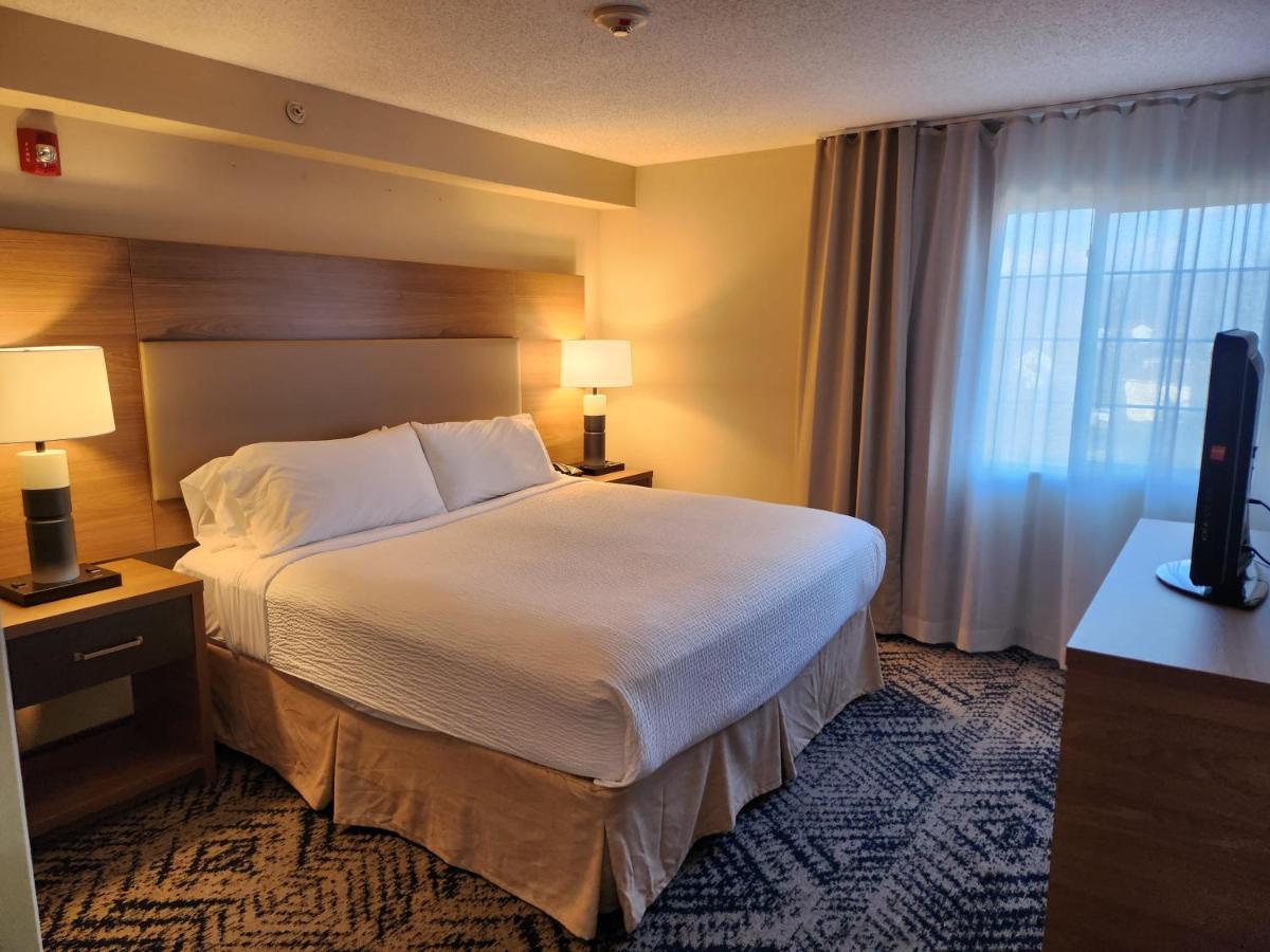 Candlewood Suites Harrisburg I-81 Hershey Area, An Ihg Hotel Экстерьер фото