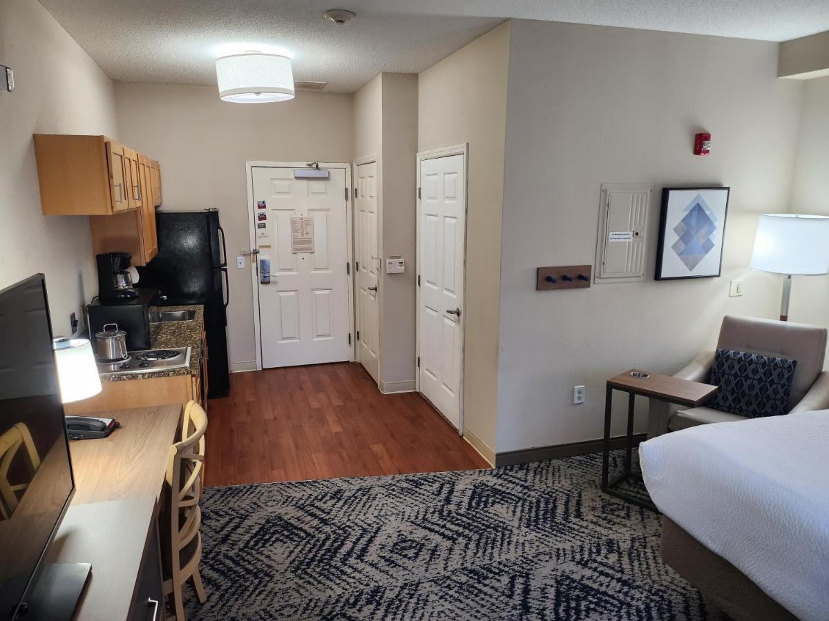Candlewood Suites Harrisburg I-81 Hershey Area By Ihg Экстерьер фото